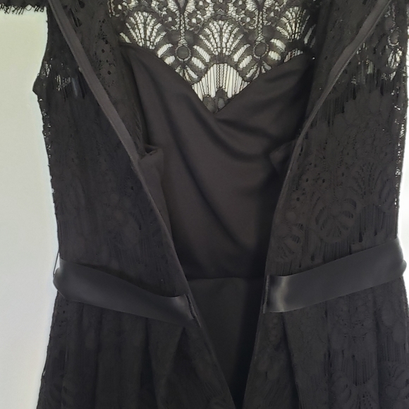 Vintage Style Midi Scalloped Lace Cap Sleeve Dress Xscape by Joanna Chen size 6 - Picture 3 of 9